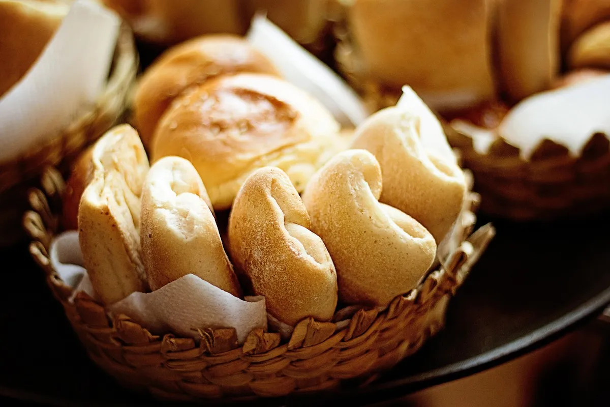 baked, breads, basket, bread basket, freshly baked, dough, homemade, homemade bread, rolls, fresh, healthy, yeast, food, bakery, baking, bread basket, rolls, ba