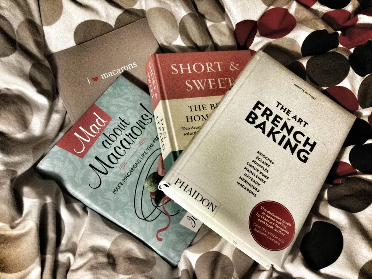 005 - Books on baking